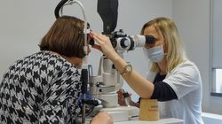 Leczenie jaskry - krople, leki, laser, trabekulektomia, implanty