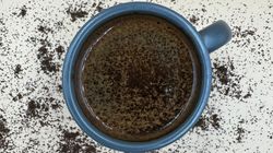 Naturalne peelingi z kuchennych składników. Wygładzają lepiej niż te ze spa