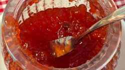 Dżem może robić więcej szkody niż krem czekoladowy. Podnosi cukier we krwi, osłabia jelita