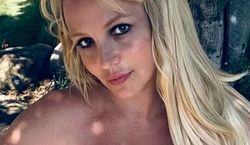 Britney Spearas zmaga się z wahaniami wagi: „Przytyłam, ale przynajmniej teraz mam tyłek”. Pokazała figurę w całej okazałości