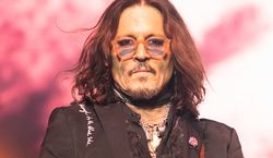 Johnny Depp pójdzie w ślady Depardieu i Seagala? Przymila się do Rosjan, a my mamy ciarki żenady