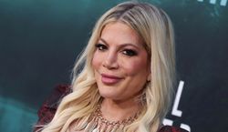 Tori Spelling już nie żyje jak gwiazda. Aktorka znana z „Beverly Hills 90210” mieszka teraz w kamperze