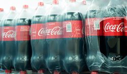 Producent Coca-Coli zapowiedział niepokojące zmiany. Fani napoju będą zrozpaczeni