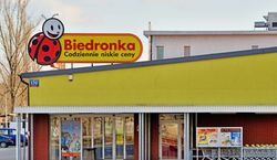 Kolejny produkt z Biedronki wycofany. Śmiertelnie niebezpieczna bakteria