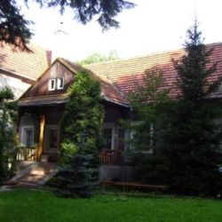 Szkolne Schronisko Młodzieżowe/ Łazy