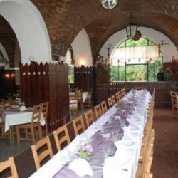 Restauracja i Hotel Podzamcze Zbąszyń