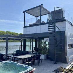 Dom na fali z jaccuzi, tarasy 50 m2 Dziwnów