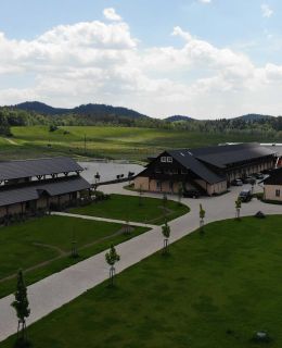 Jítravský Dvorec - Apartmány nad stájemi