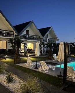 Domki całoroczne jacuzzi basen Sunny Baltic Rusinowo Jarosławiec