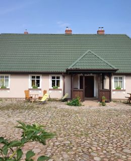 Domek Jaskółcze Gniazdo Grabówko