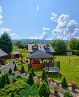 Całoroczne domki apartamentowe Pod Lipą Ustrzyki Dolne