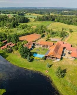 Dworek u Pelców Kolonia Krzyżany, Ryn
