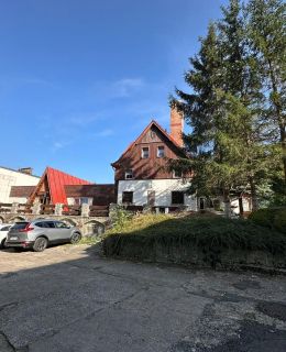 OŚRODEK WYPOCZYNKOWY NAD WODOSPADEM