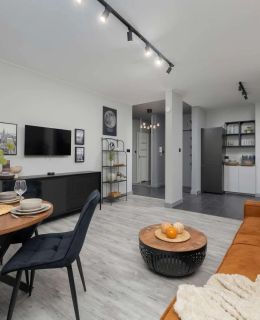 Malborska 16E | Jasny Apartament | Parking Warszawa