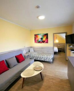 Szafir Apartamenty Apartament dwupokojowy z balkonem nr 5 Sianożęty