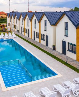 Amber Resort Rewal