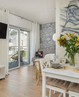 Zwycięstwa 9 | Przytulne Studio | Balkon