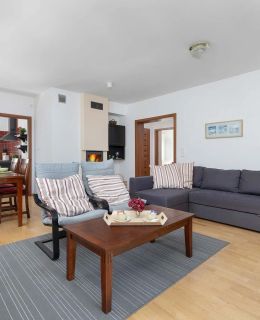 Amber House z Ogrodem | Trzy Sypialnie, Taras
