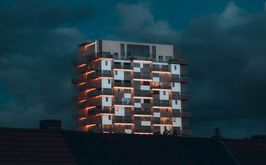 Dlaczego poszukując ubezpieczenia mieszkania warto skorzystać z porównywarki online