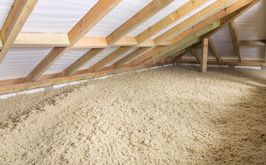 Nadmuch izolacji z wełny
