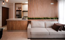 Gdzie ustawić sofę skandynawską, żeby była funkcjonalna?