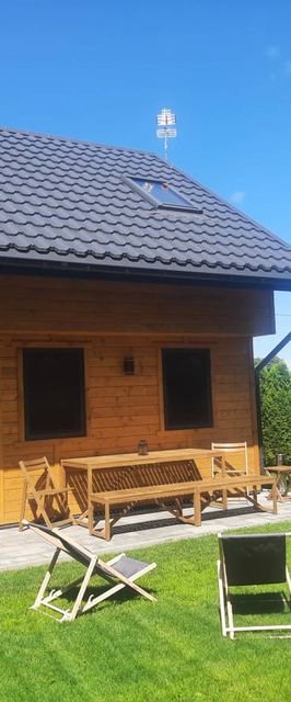 Drewniany domek w centrum