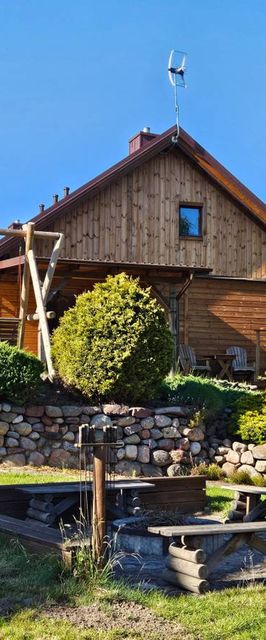 Pokoje i domki przy Leśniczówce