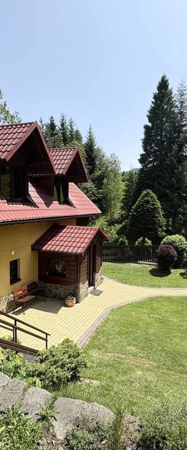Domek nad górskim potokiem (u Doroty)