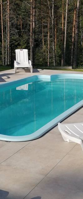 Domek z Basenem ,sauną i banią ruską.