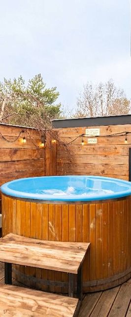 Loft House Rozewie Całoroczne domki z balią ogrodową 