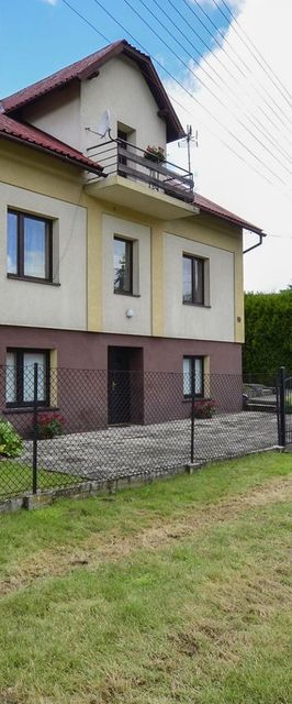 Pokoje Gościnne Pod Dębem