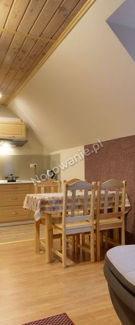 Pod Błękitnym Dachem