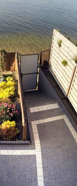 APARTAMENTY 5 metrów od MORZA w REWIE 