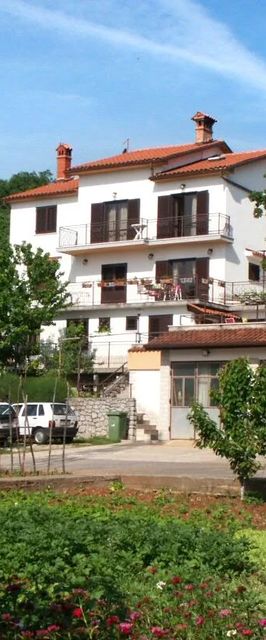 Apartmanok és Szobák Parkolóhellyel Icici, Opátia - Opatija - 2315 Ičići
