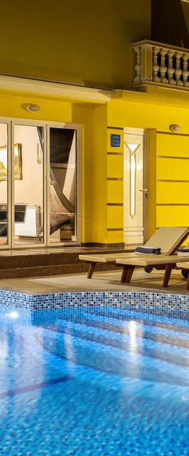 Apartmanok Családok Részére Medencével Pula - 14924