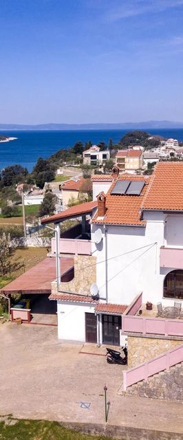 Apartmanok Gyermekes Családok Részére Kampor Rab - 15144