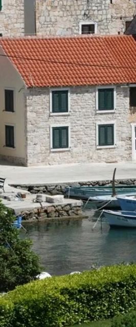 Nyaralóház A Tenger Mellett Maslinica, Solta - 13965 Maslinica