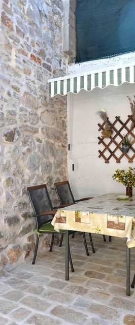 Ház Családok Részére Parkolóhellyel Murter - 15147