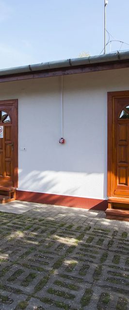 CsapatBázis EgymásraFigyelő Központ Sarud