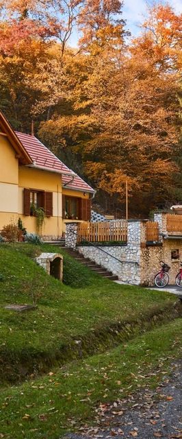 Hirdi Vendégház Kárász