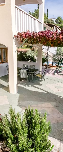 Apartments Toni Vinisce