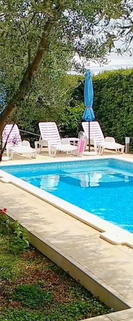 Apartmanok Medencével Mavarstica, Ciovo - 2053 Mavarštica