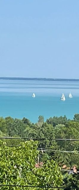 Amazing View Apartman Balatonalmádi