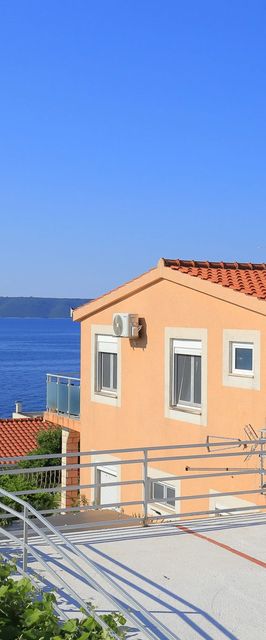 Apartmanok A Tenger Mellett Rastici Ciovo - 4293 Rastići