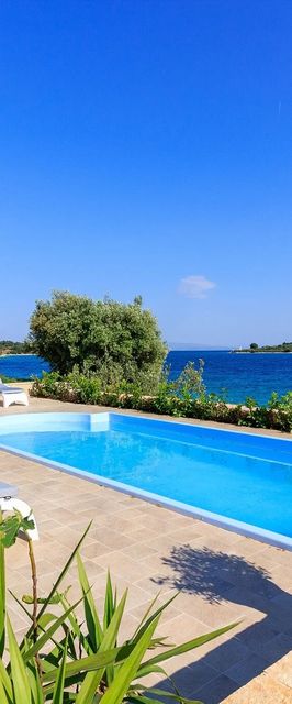 Luxusvilla A Tenger Mellett Medencével Öböl Siroka, Ciovo - 11749 Široka