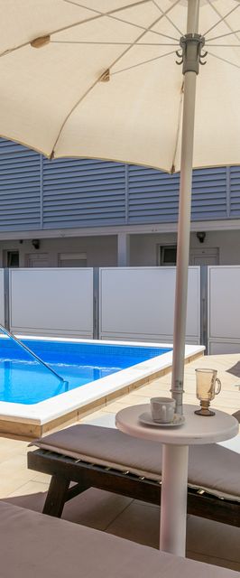 Ház A Tenger Mellett Medencével Businci, Ciovo - 11882 Bušinci