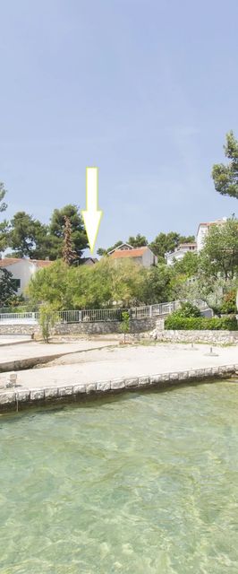 Apartment In the shadow Zaboric