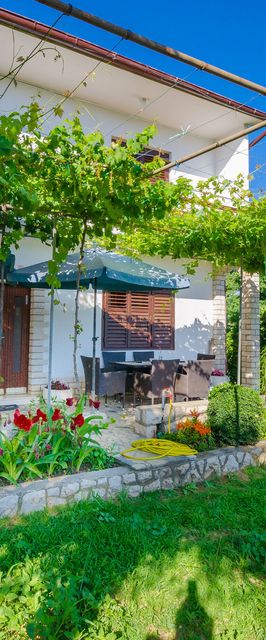 Apartments Marija i Lino Lopar