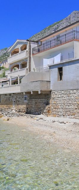 Apartmanok A Tenger Mellett Brist, Makarska - 15465 Brist