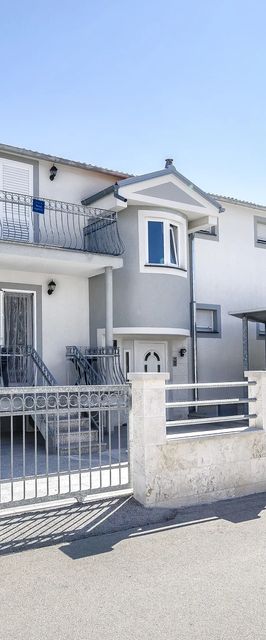 Apartments Crystal Vodice